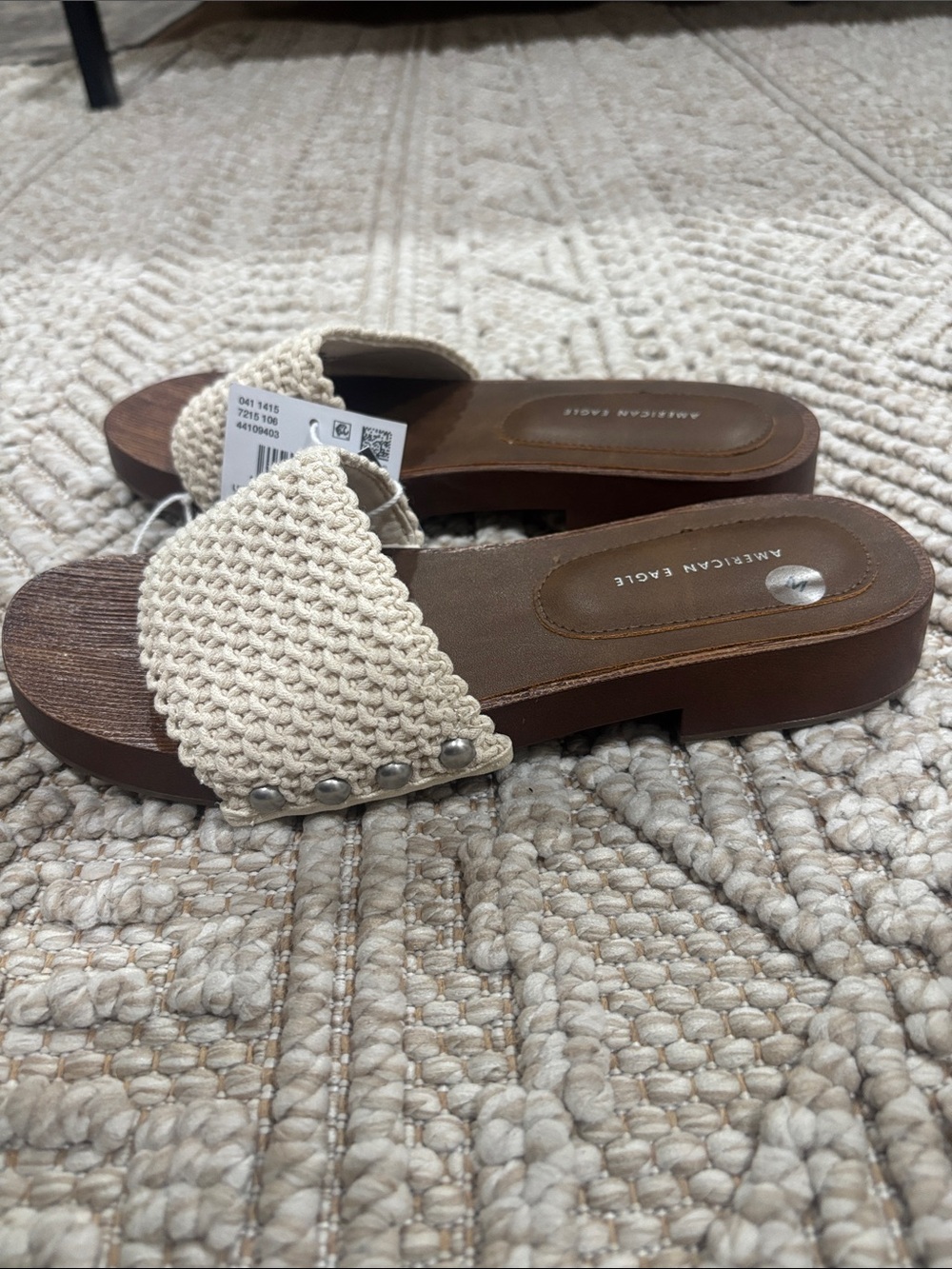 New with tag! 
American Eagle|  Outfitters Cream Knit Slide Sandals